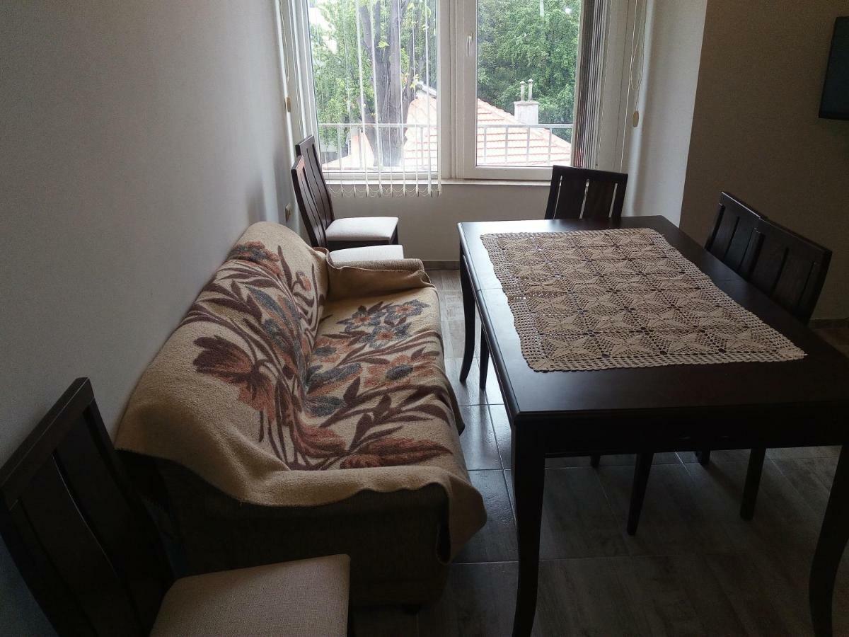 Asparuhov Guest Rooms And Apartments Warna Zewnętrze zdjęcie